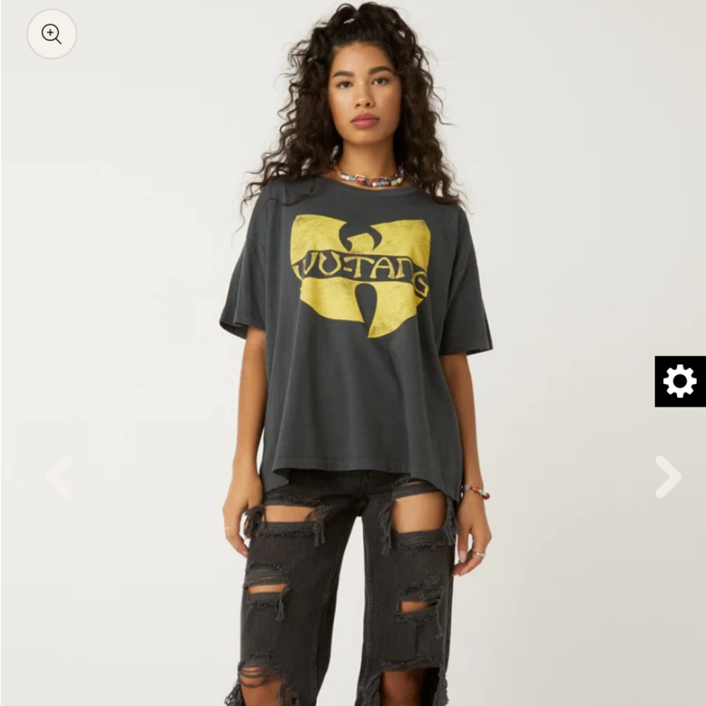 Daydreamer Wu-Tang tshirt-good condition. Size medium